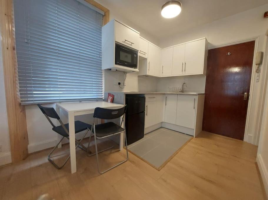 Newly Refurbished Studio Londýn Exteriér fotografie